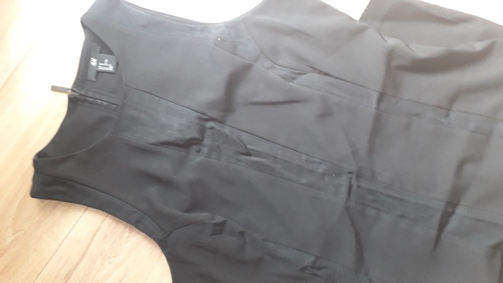 Mała czarna H&M 42
