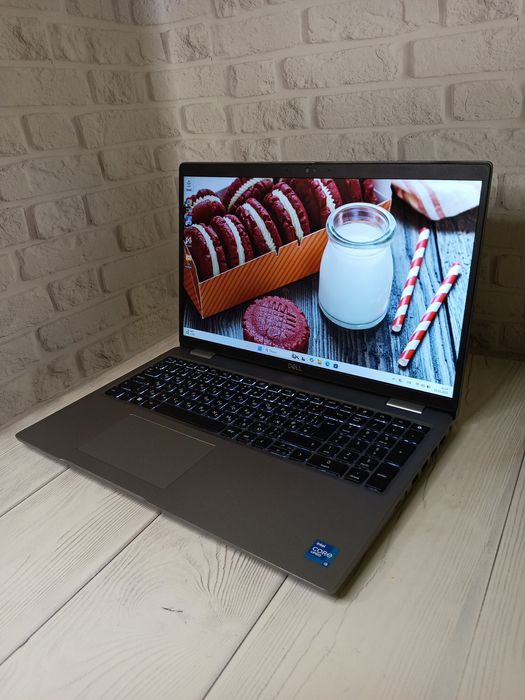 Ноутбук Dell Latitude 5520 i5-1155G7 підсвітка клавіатури
