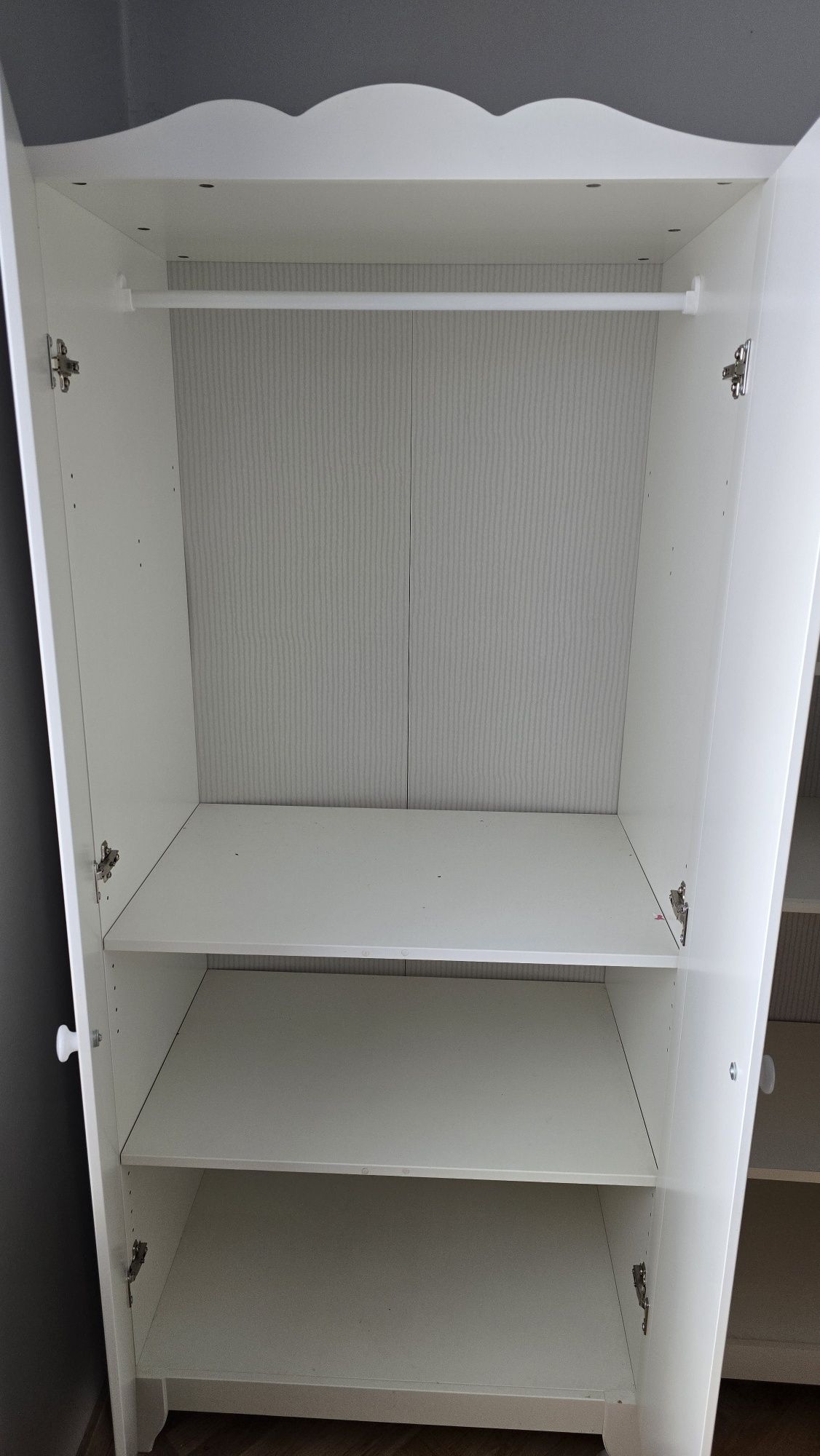 Szafa i przewijak Ikea Hensvik,  zestaw mebli dla dzieci