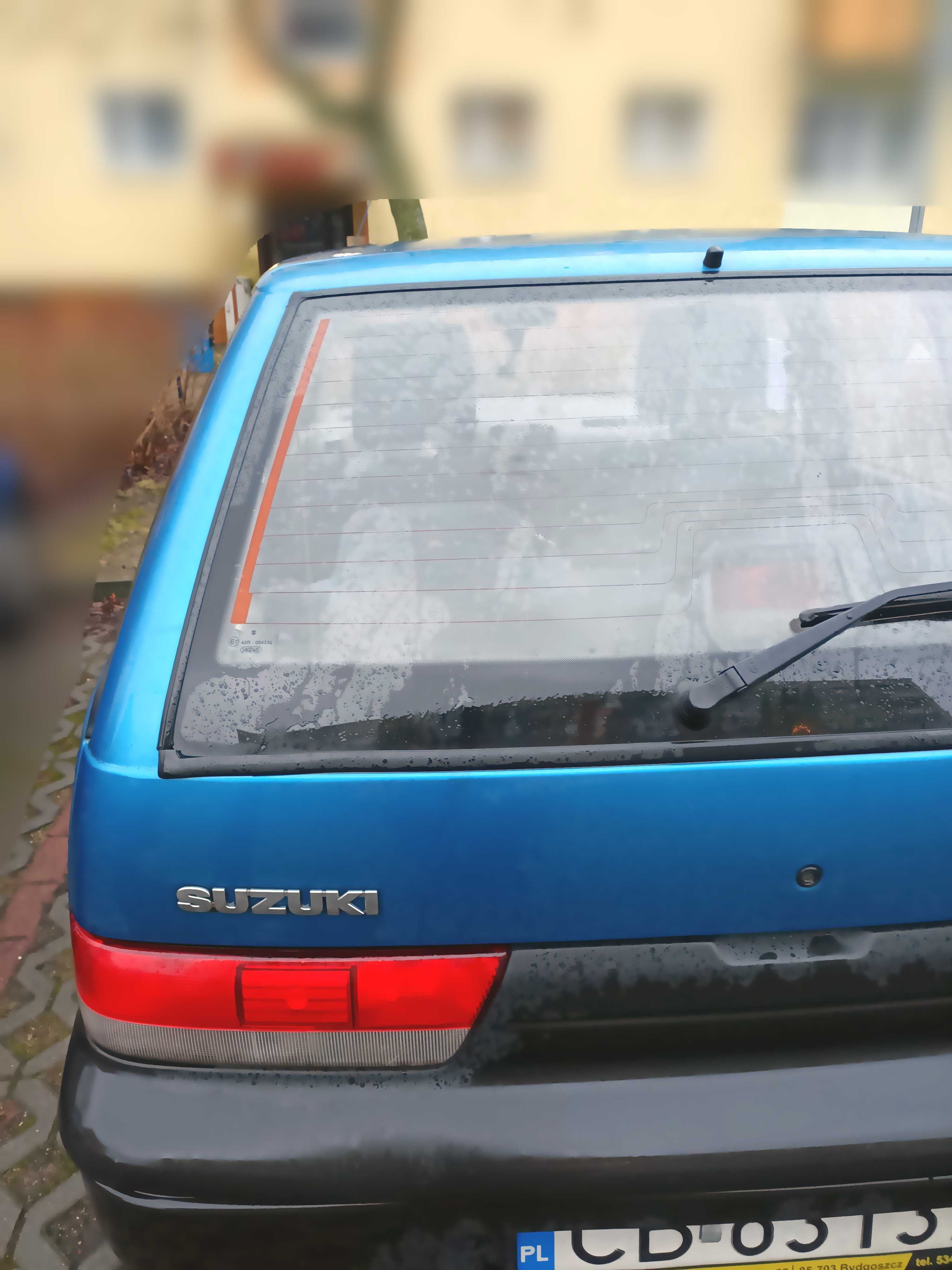 Suzuki Swift Niebieski 2002 Benzyna