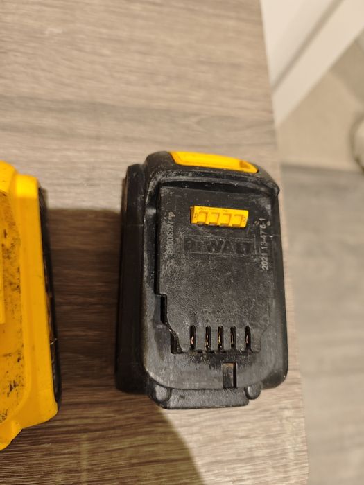 Акумулятор DeWalt 4ah 5ah