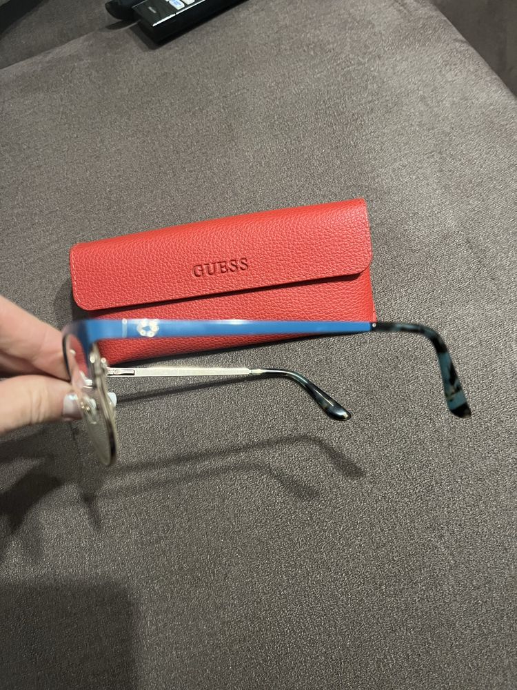 Okulary korekcyjne oprawki Guess kocie oko