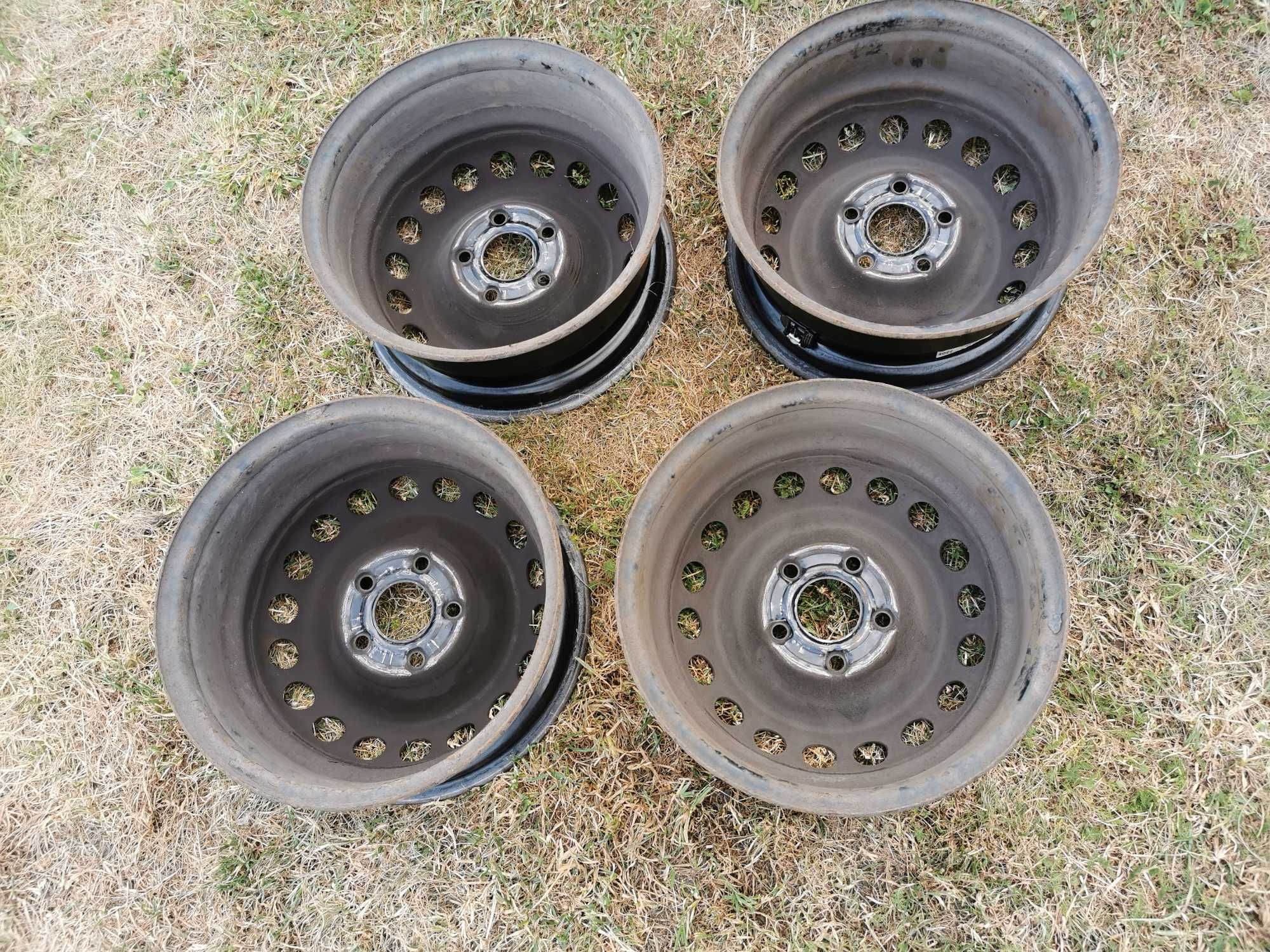 Felgi stalowe  z czujnikami Renault Megane III  6,5 Jx15 ET43 KFZ 7305