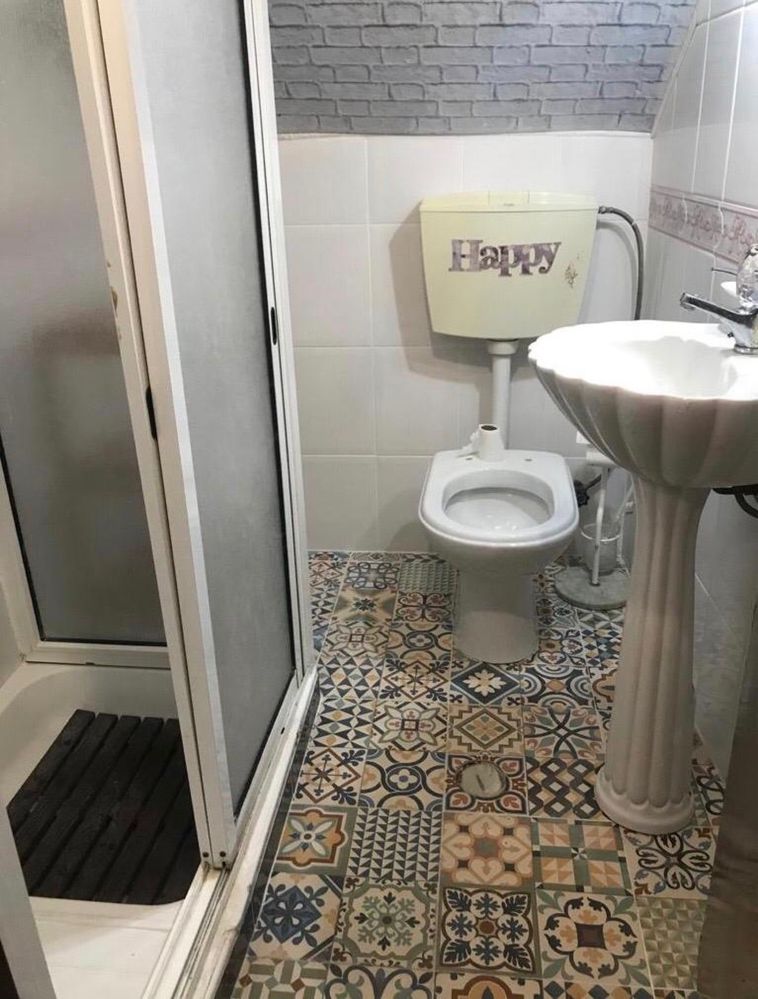 Alugo quarto em Setubal
