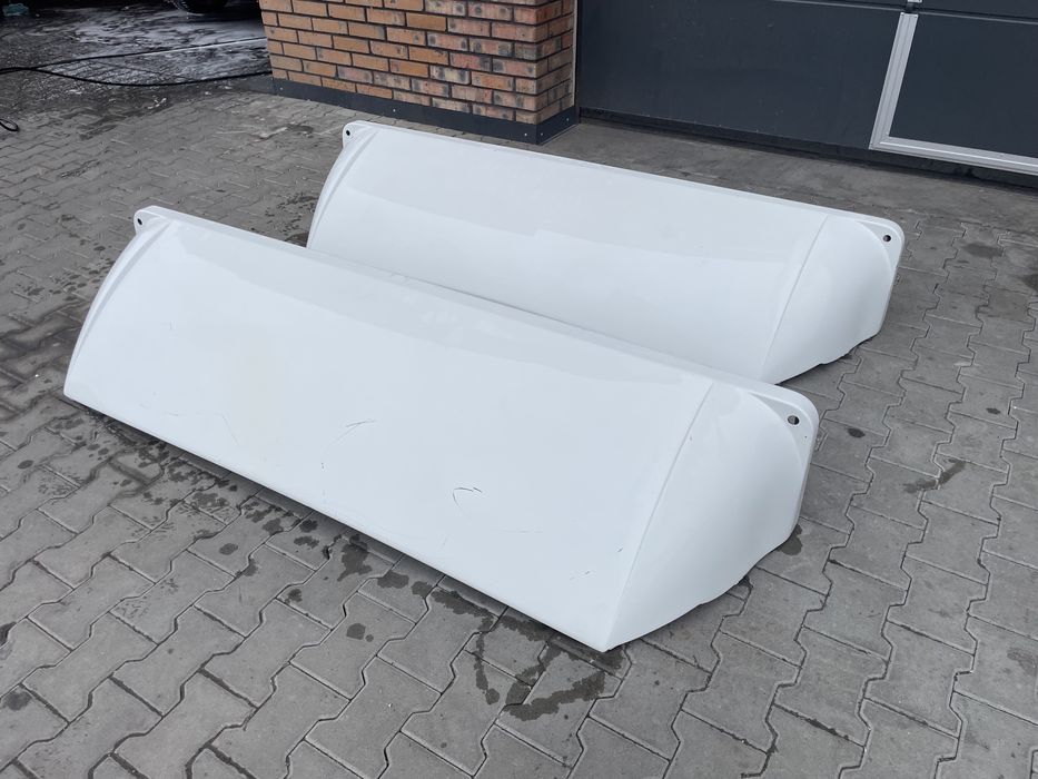 Вітровик, спойлер на спальник Renault Master Twincab