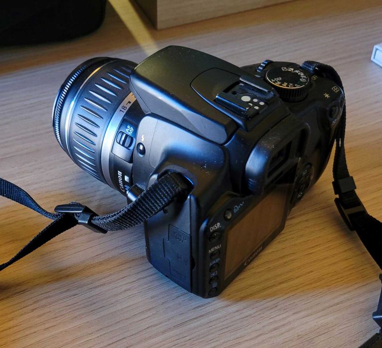 Canon EOS 400D - PRETO C/ Lente  EF-S 18-55 mm f/3.5-5.6 II f/3.5-5.6