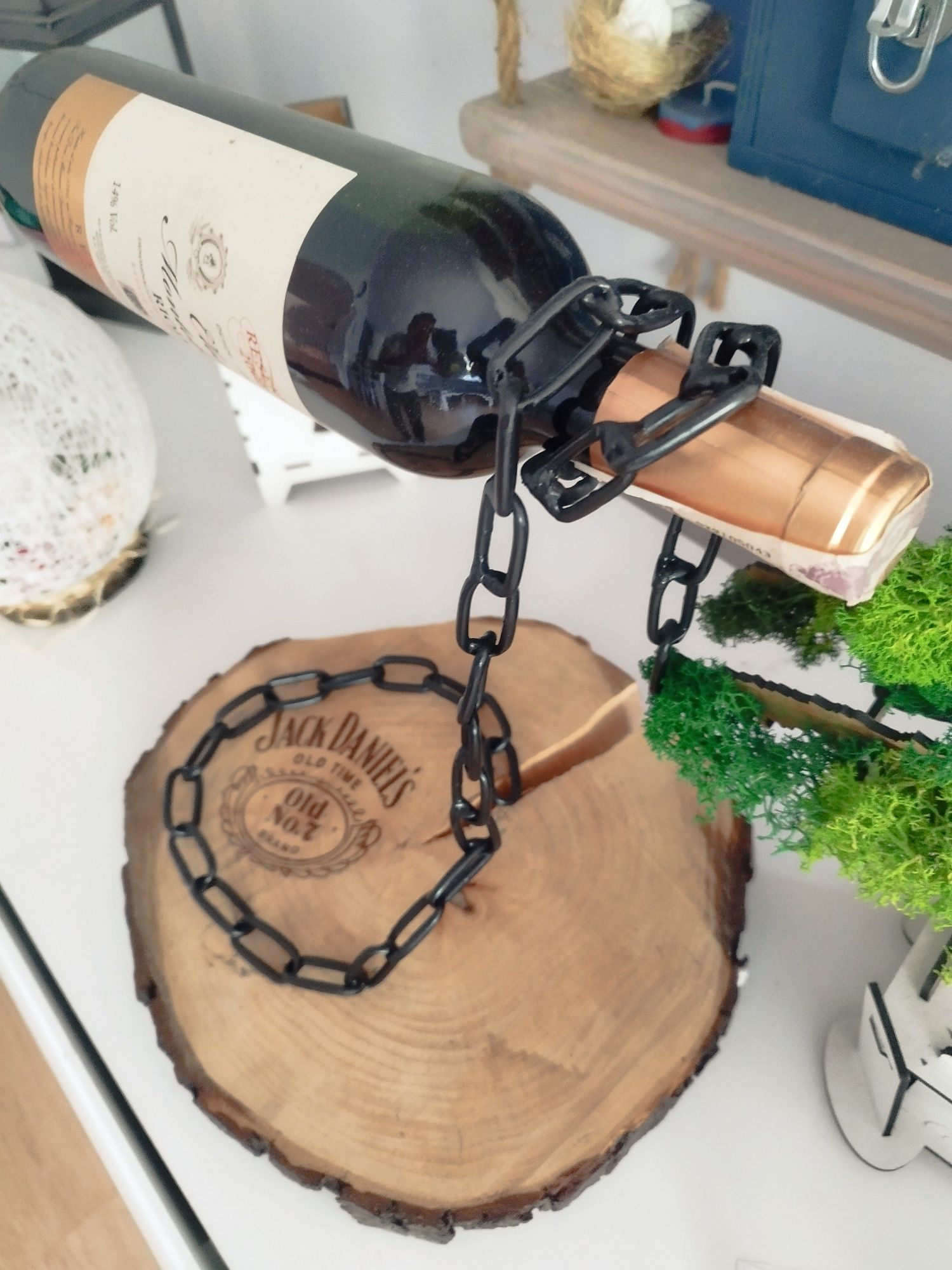 Stojak na wino z podstawą Jack Daniels