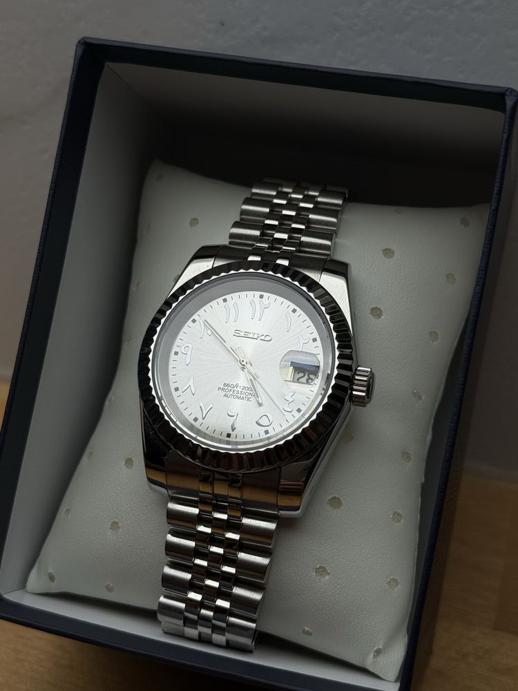 Seiko mod datejust jubille silver arabic