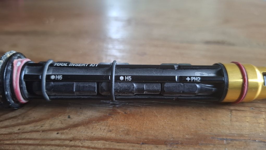 Lezyne Barend Multitool Klucze w Kierwnicy