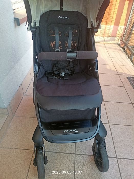 Wózek spacerowy Nuna tavo