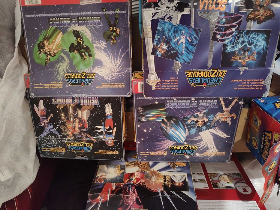 cavaleiros do zodíaco brinquedos novos anos 90