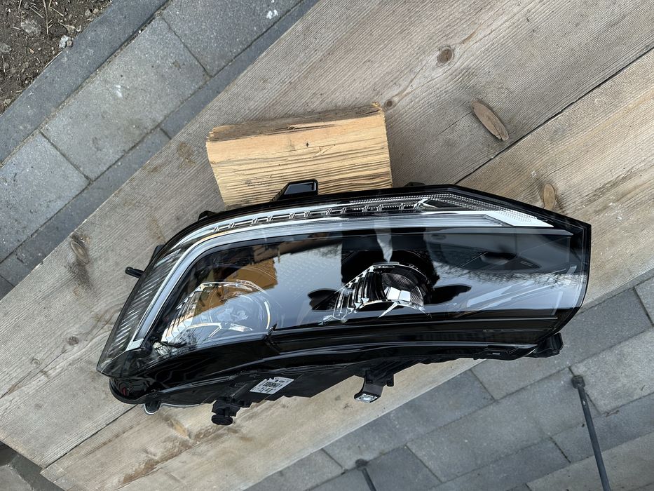 Lewa lampa vw t-cross full led nówka