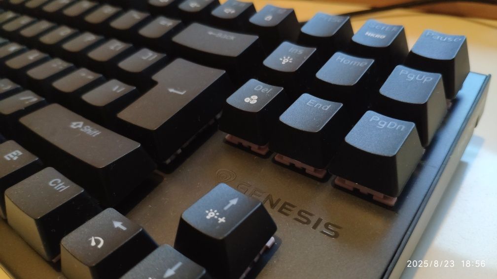 Klawiatura Genesis Thor 303 TKL