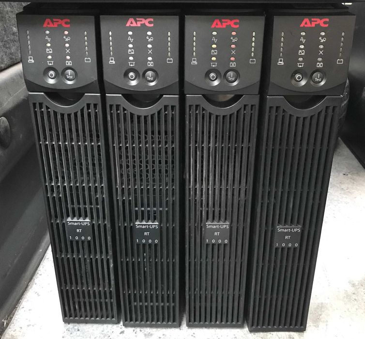 Бесперебойник ИБП APC Smart-UPS RT1000XLI