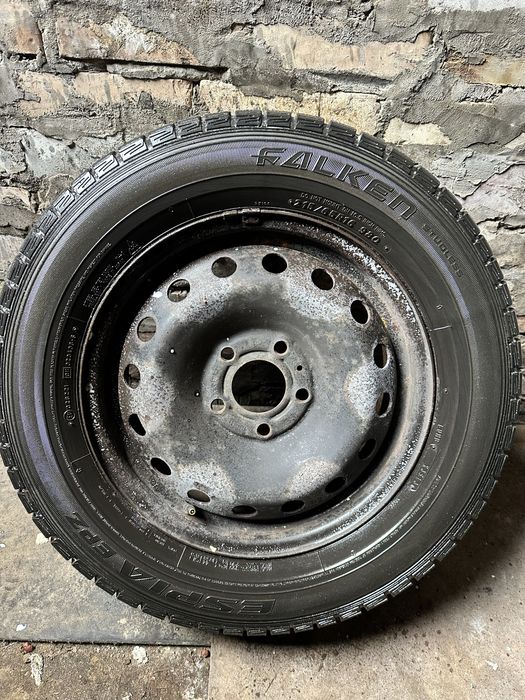 Зимові шини з дисками 215/65 r16 trafic vivaro