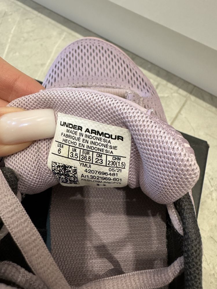 Кросівки Under Armour