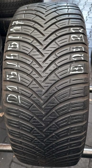 215/45/17 Kleber Quadraxer 2 91W