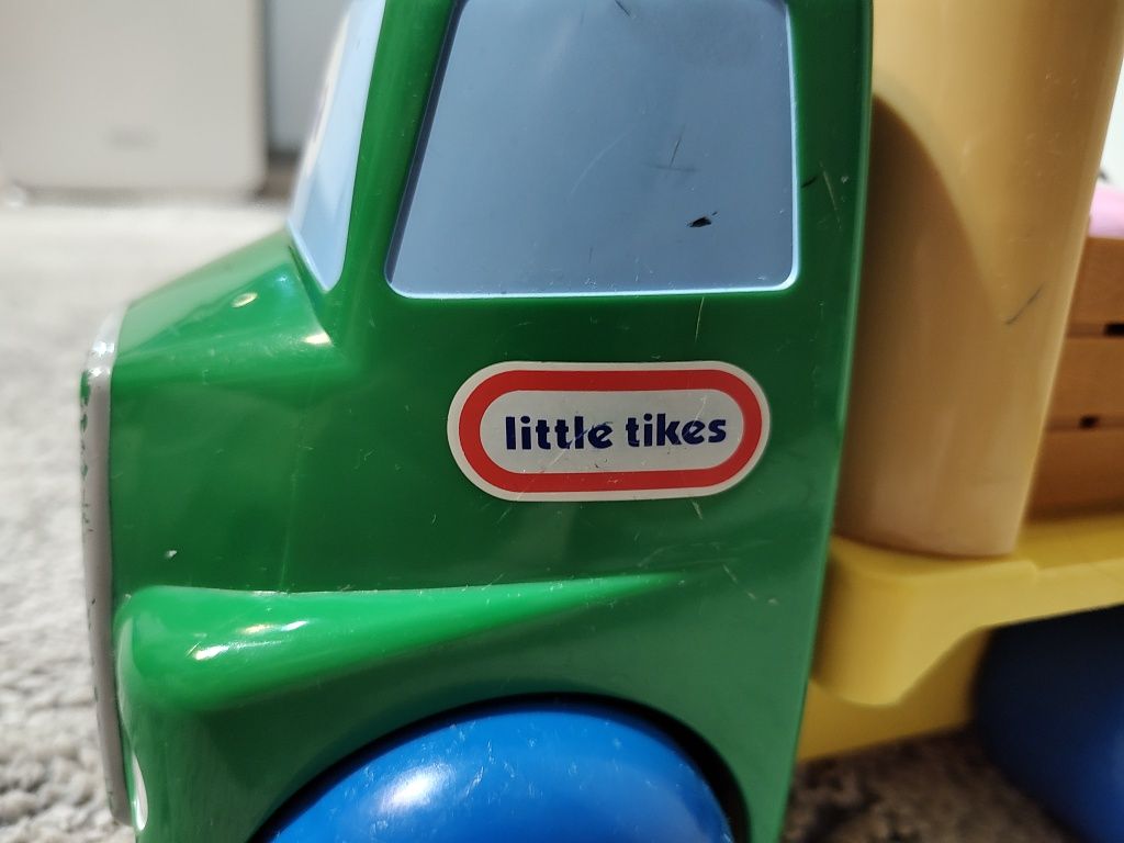 Grające auto farma Little Tikes