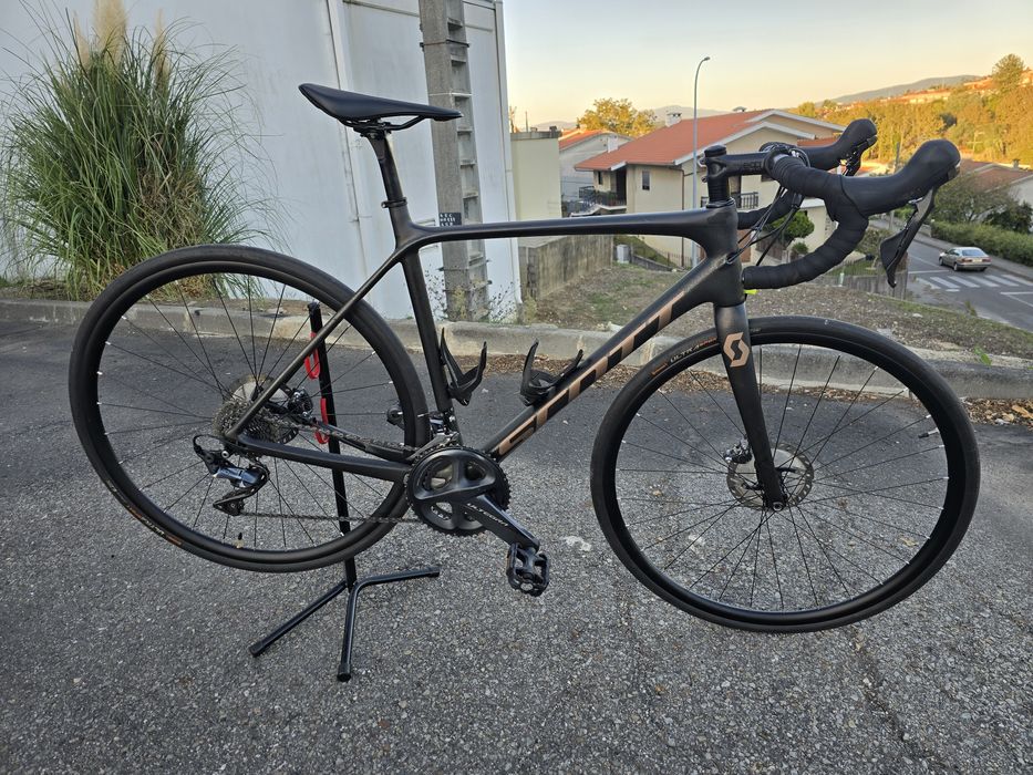 Scott addict semi nova ultegra 11v m