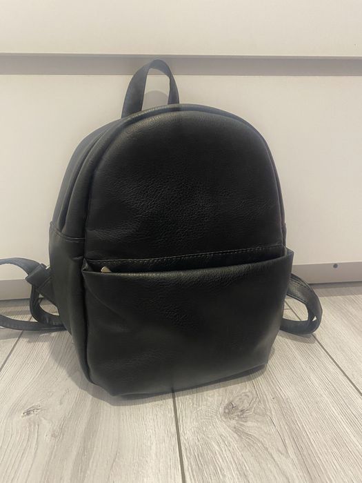 Рбкзак , сумка чорний