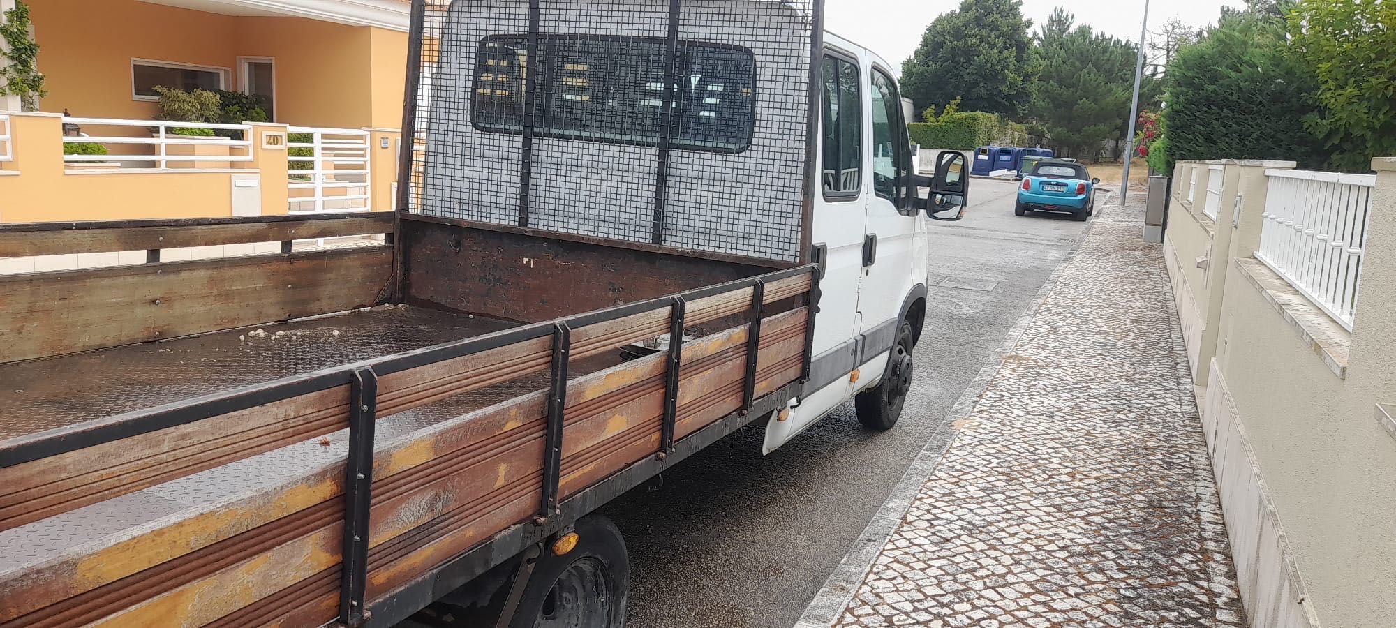 Carrinha Iveco Daily em muito bom estado