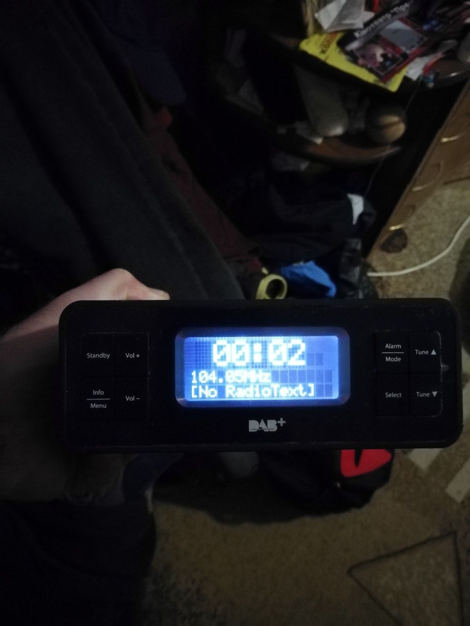 Цифровое радио-часы. Intertronic CR-210.