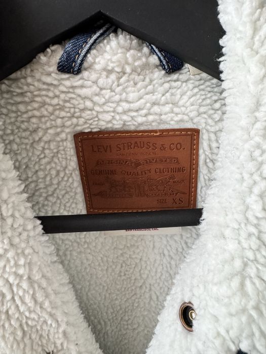 Куртка Levis джинсова