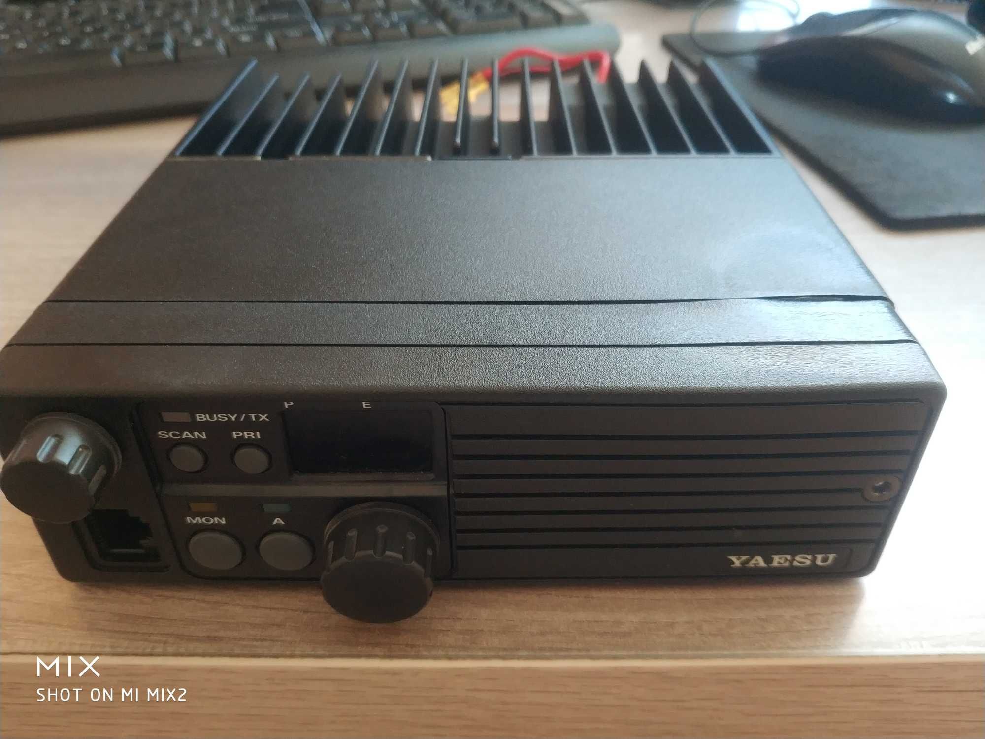 Radiotelefon Yaesu FTL-1011