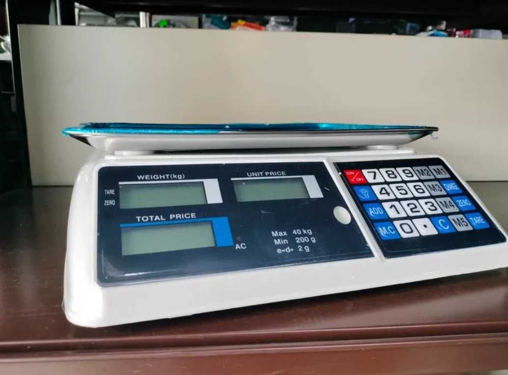WAGA ELEKTRONICZNA sklepowa magazynowa LCD 40kg/2g