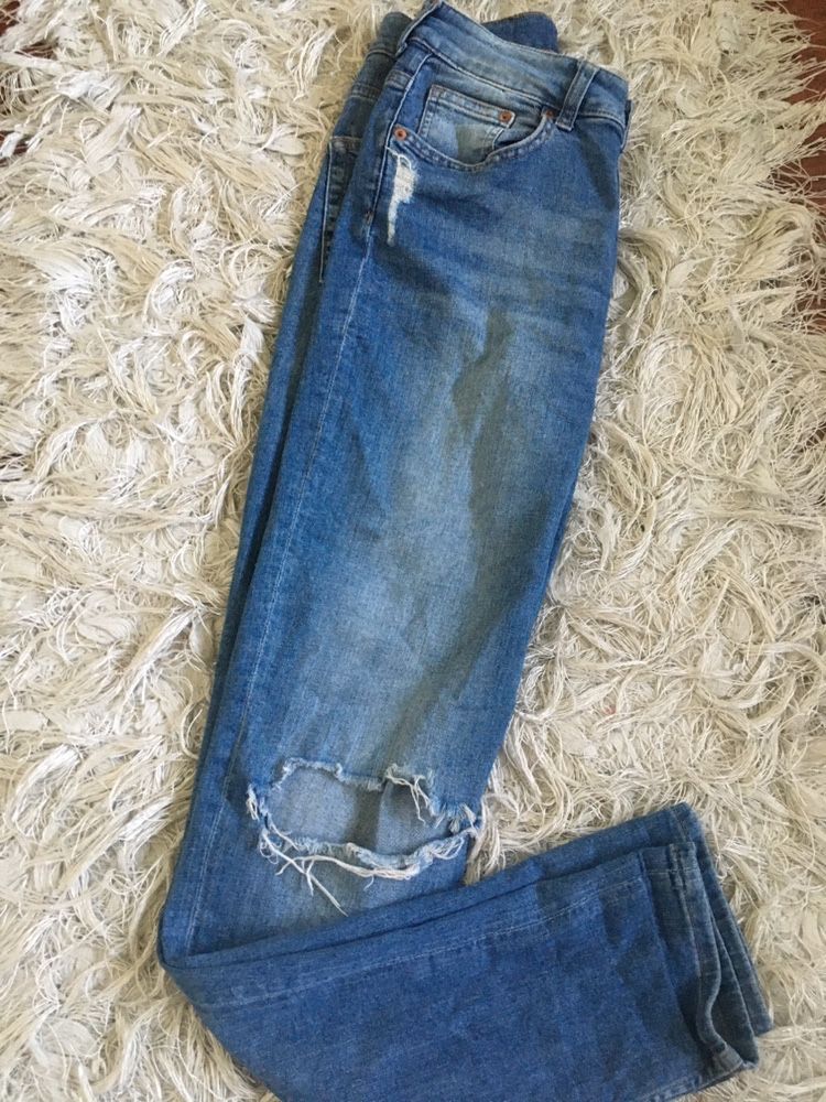 Spodnie jeansowe boyfriend H&M