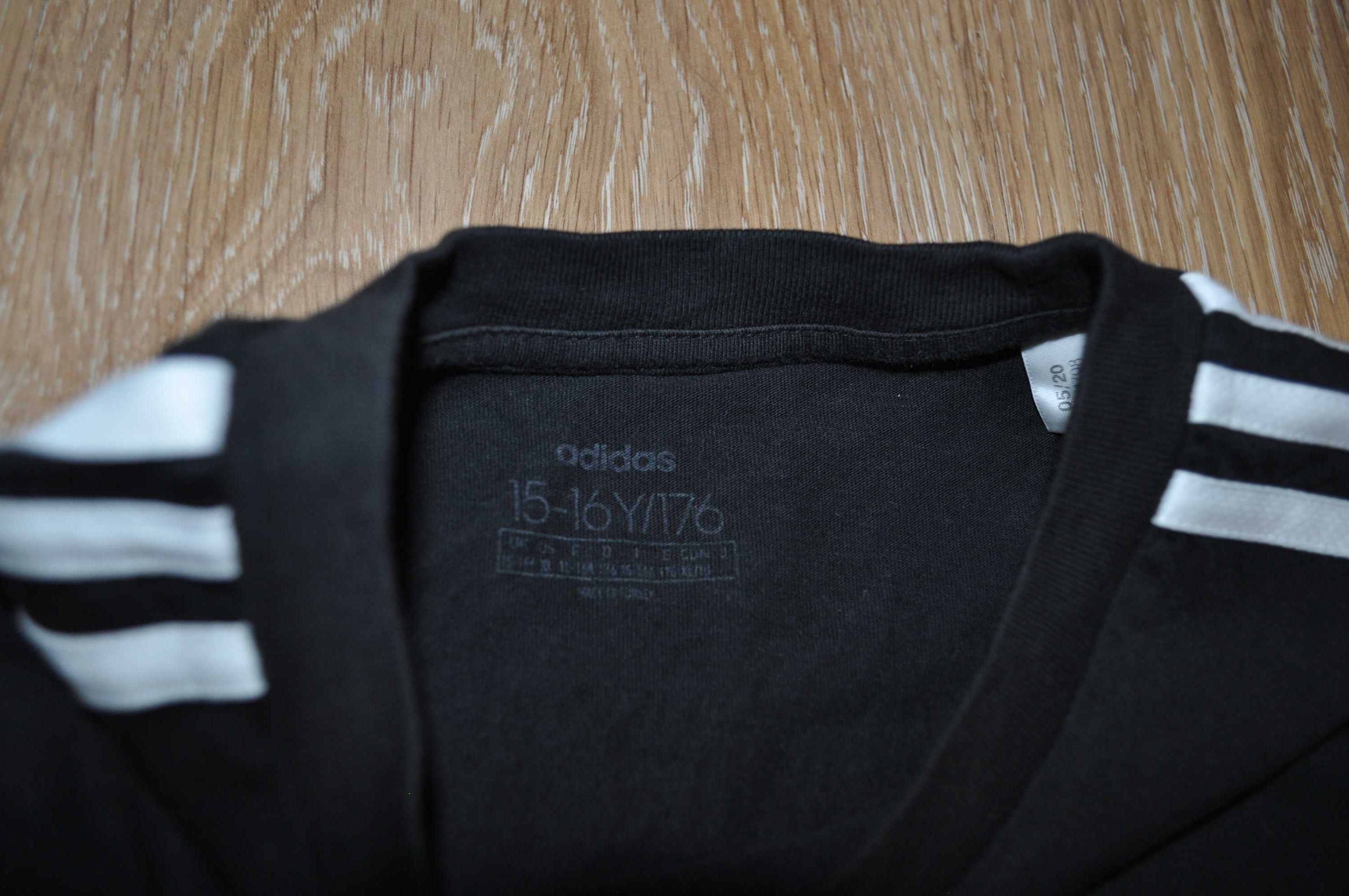 Чорна бавовняна футболка підлітку Adidas