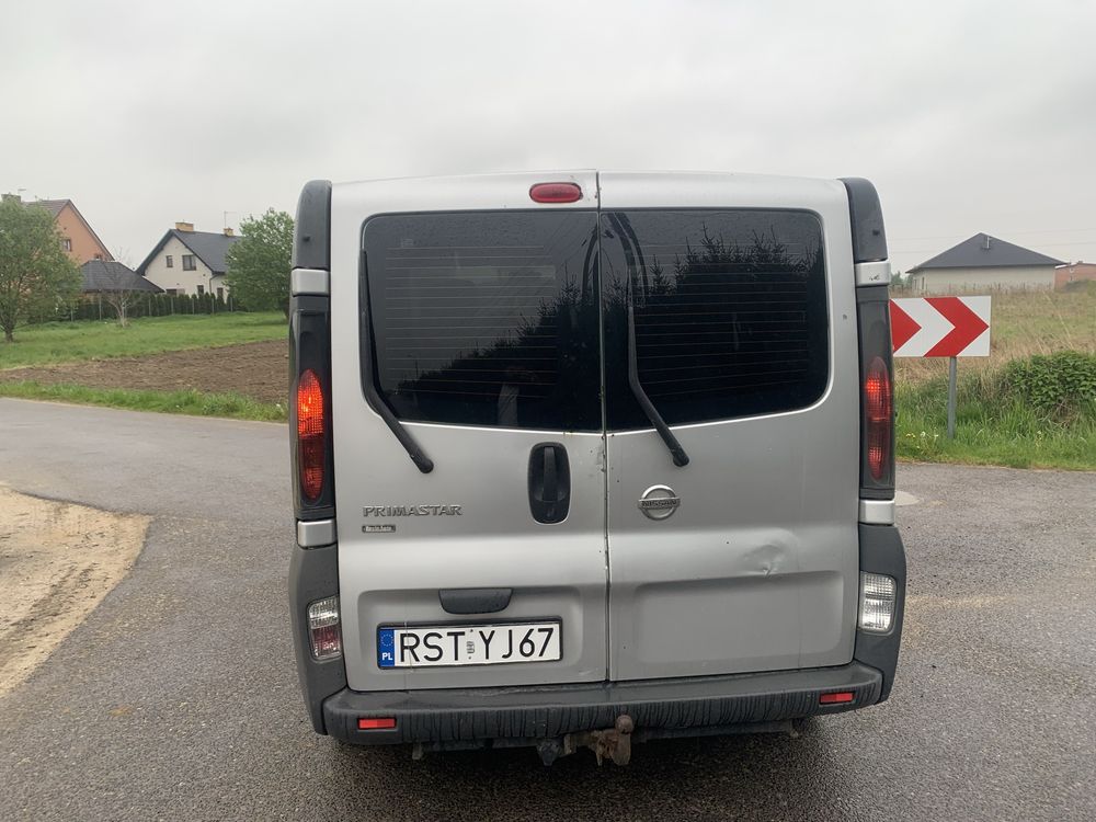 Nissan primastar 9 osbowy z klima 1.9 6 biegow (vivaro trafic)