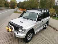 Pajero classic 2000r 2.8td super select
2.8td  super select