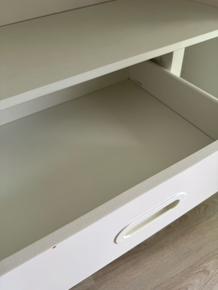 Trocador e secretaria IKEA Småstad