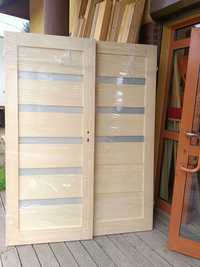 drzwi sosnowe drewniane