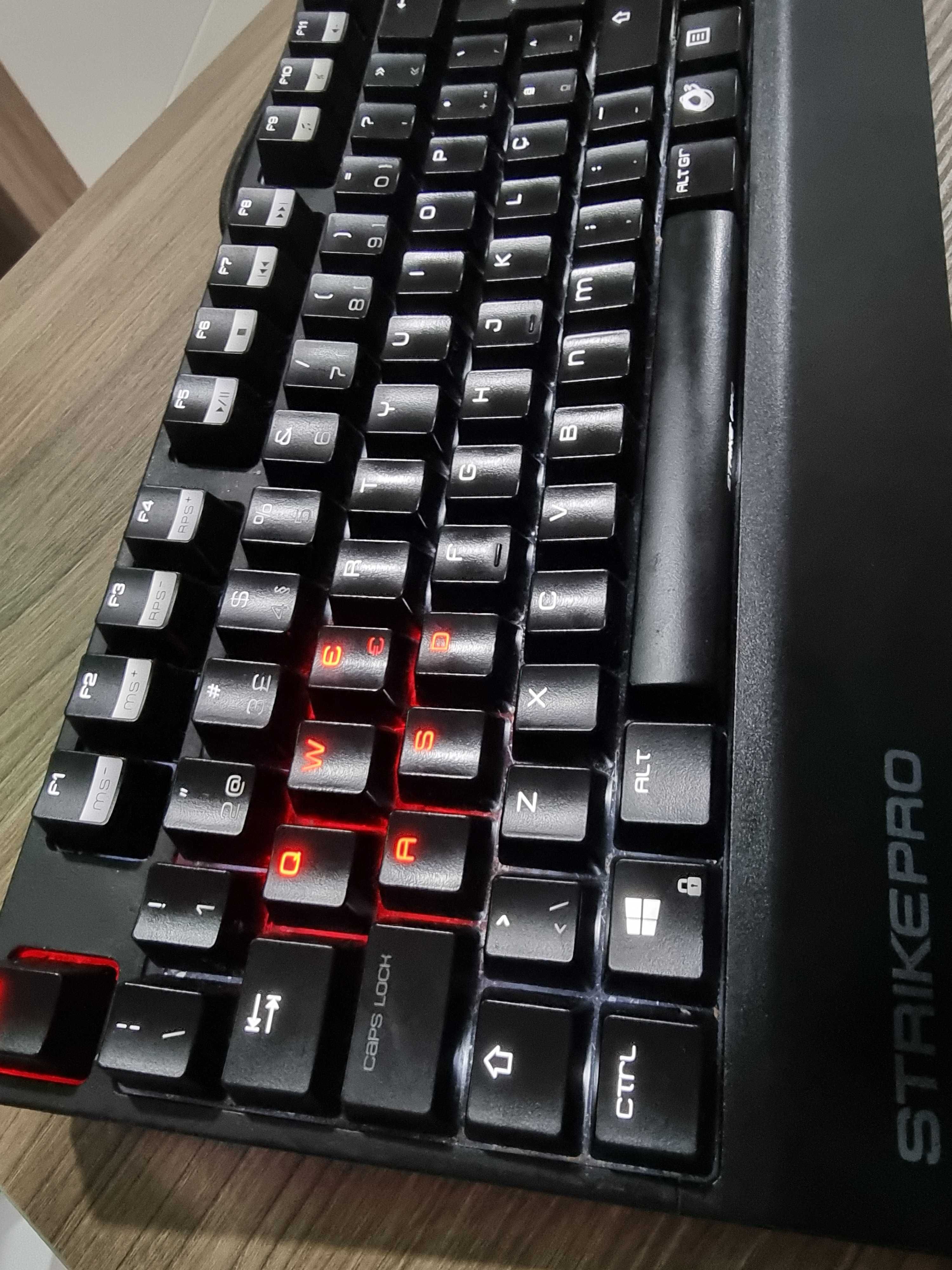 Teclado mecânico Ozone Strikepro