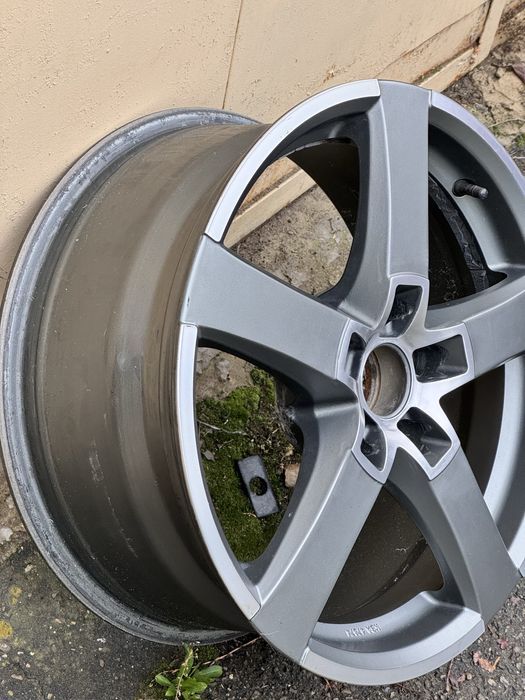 Диски  Autec 114,3 5 17   ЕТ 38,  ЦО 70