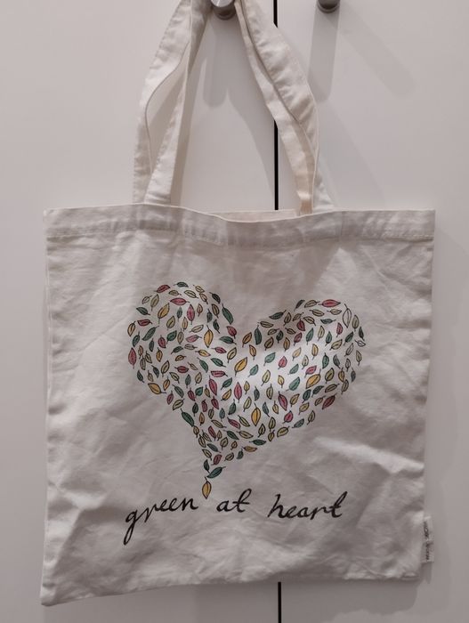 Sacos de pano Woman Secret. Vários modelos. Cada 6.50€