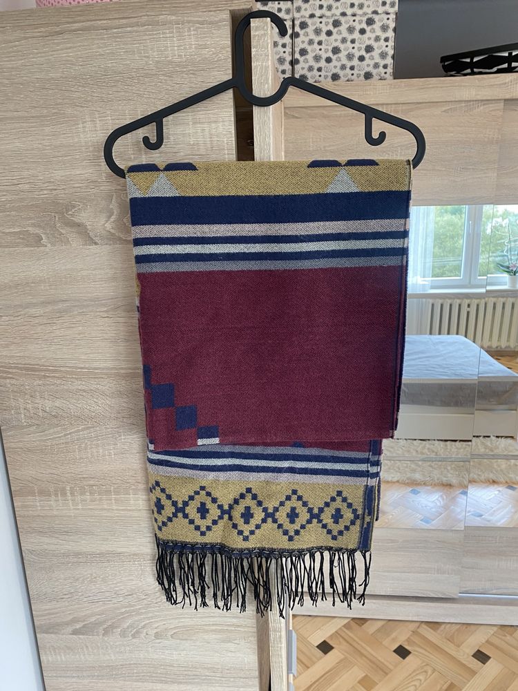 szalik szal House damski frędzle bordowy granatowy karmelowy duży
