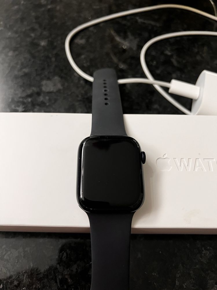 Apple Watch Series 7 45 mm