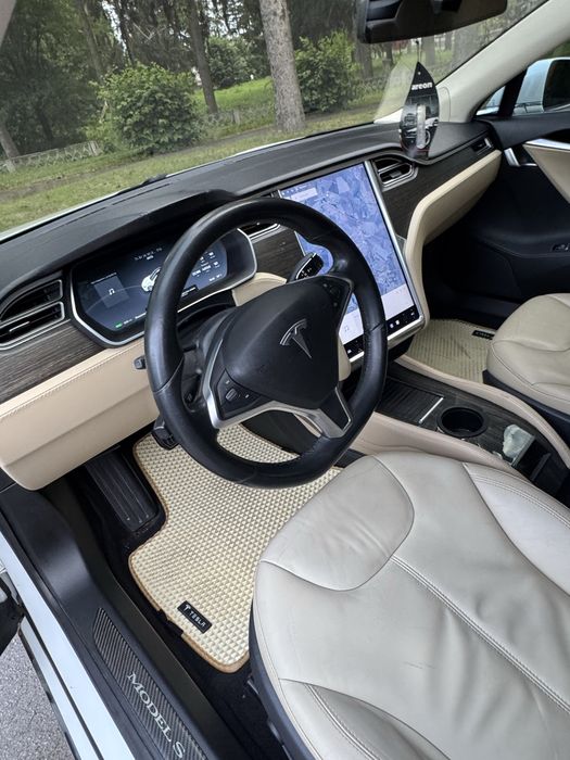 Tesla Model S 85 Kw без дтп