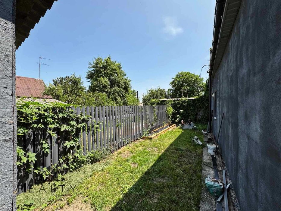 Продаж частини будинку по вул. Мурманська (22-419-084)