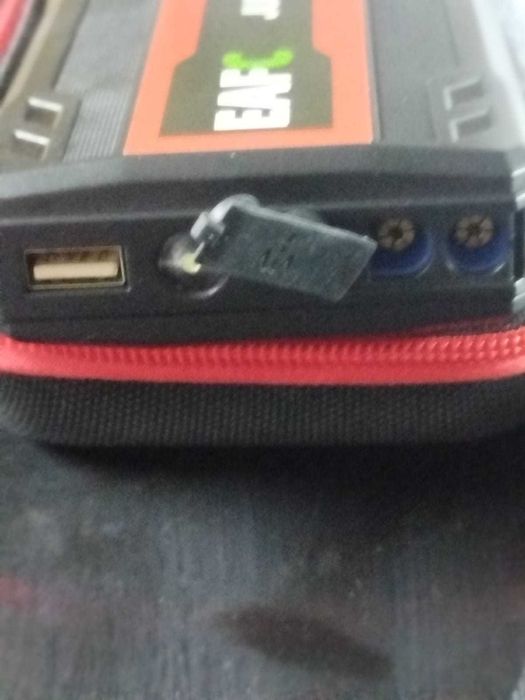 Arranque Portátil EAFC – Jump Starter Multifuncional (Novo)