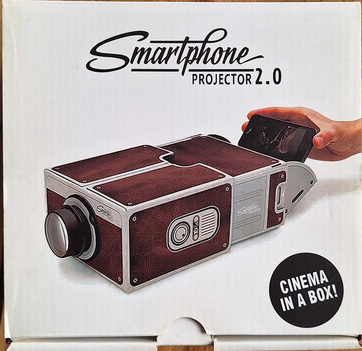 Projektor do smartfona - stylowy, retro smarthopne projector 2.0
