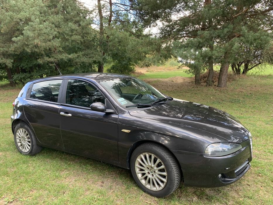 Alfa romeo 147 samochód osobowy