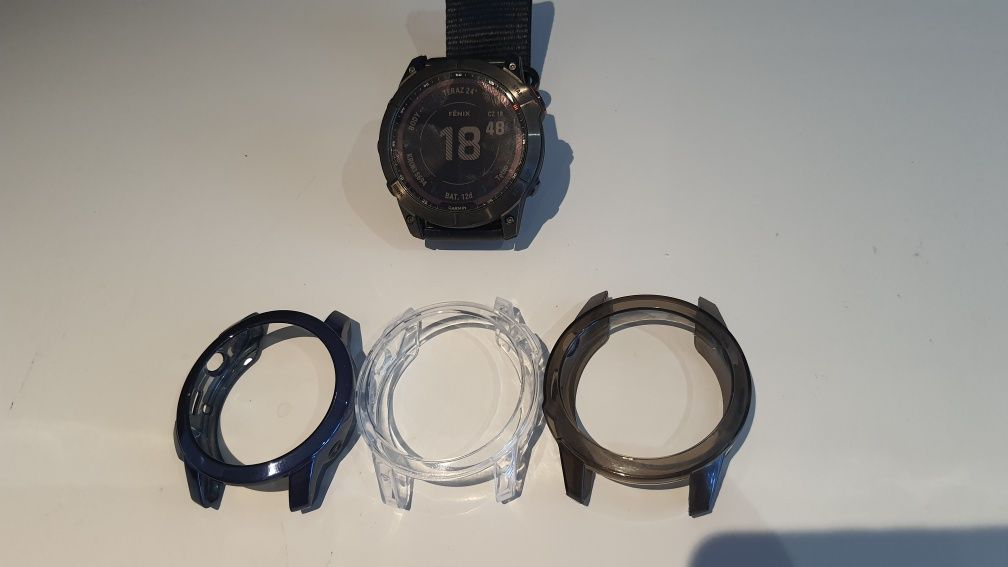 Ochrnne etui Garmin Fenix