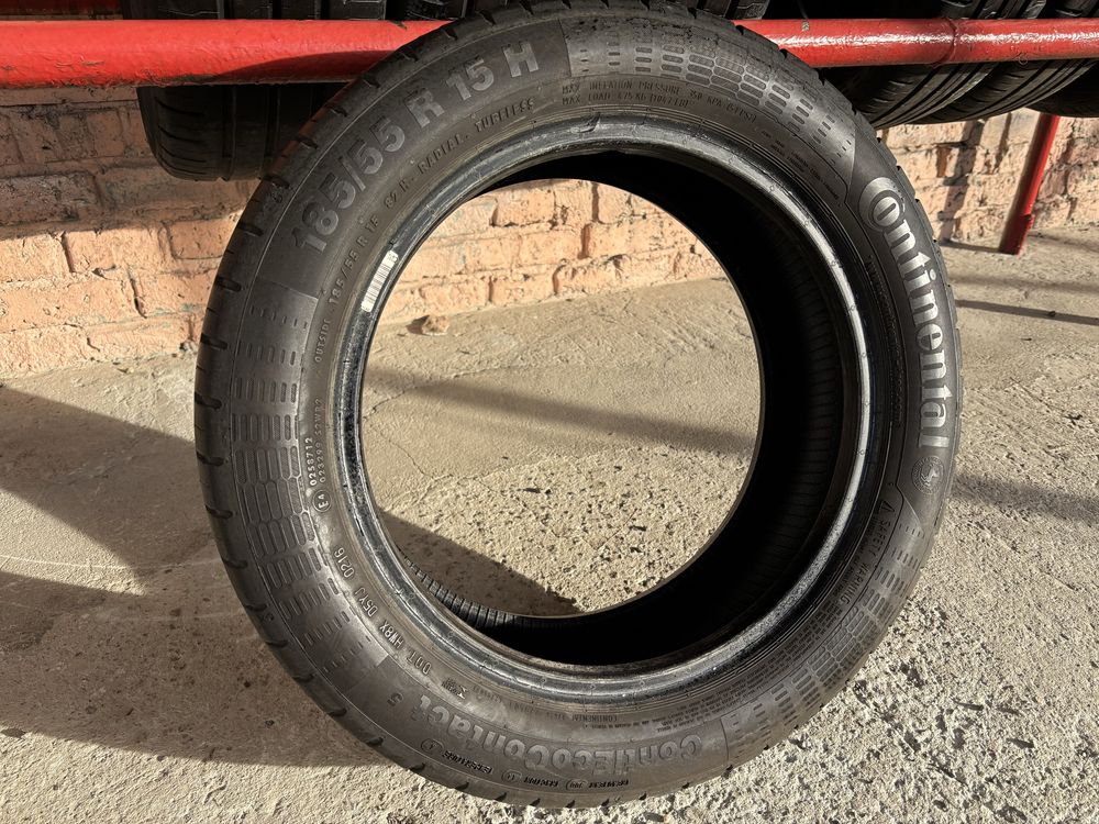 Комплект літніх шин 185/55R15 Continental