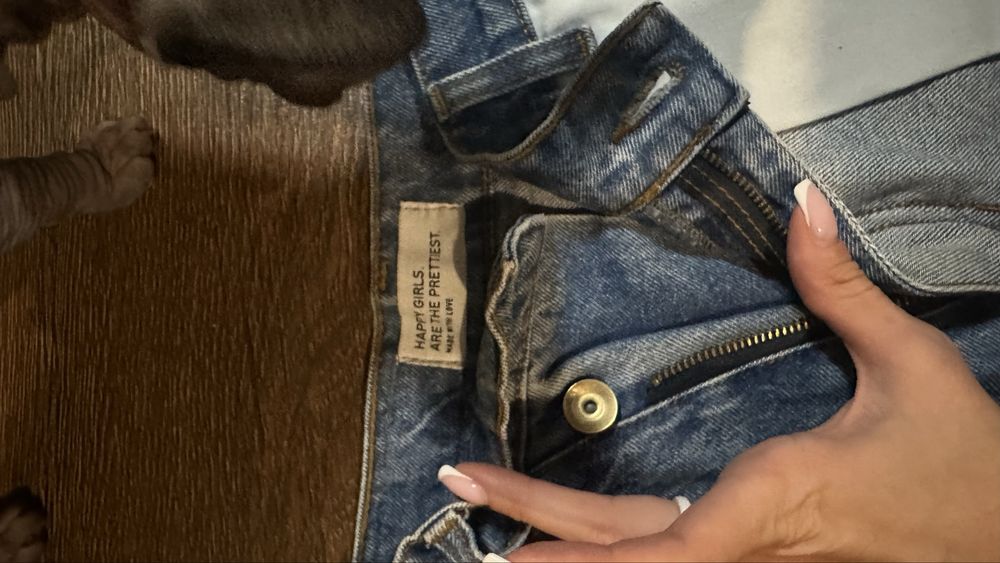 Джинсові шорти aisenberg denim
