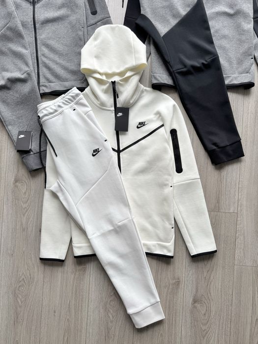 Костюм Nike Tech Fleece