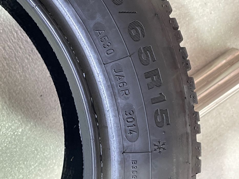 165/65 R15 Dunlop (1.шина )